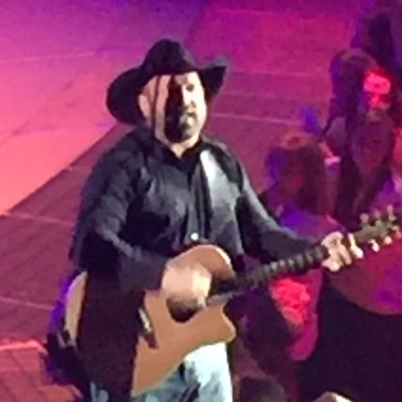 Meet your Posher, Kelly - Picture 4 of 8